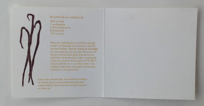 binnenzijde van de kaart met het recept voor vanilleijs