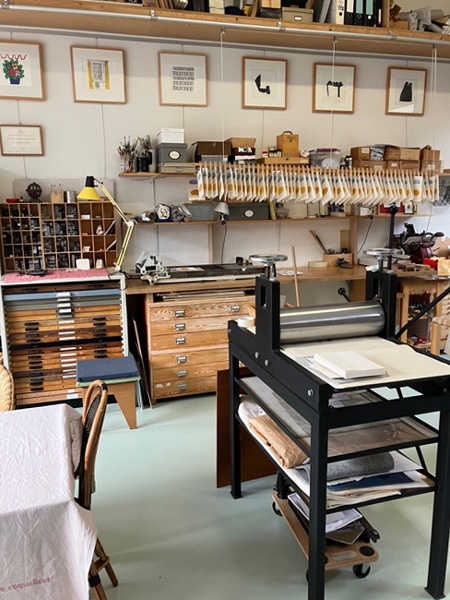 drukpers in het atelier